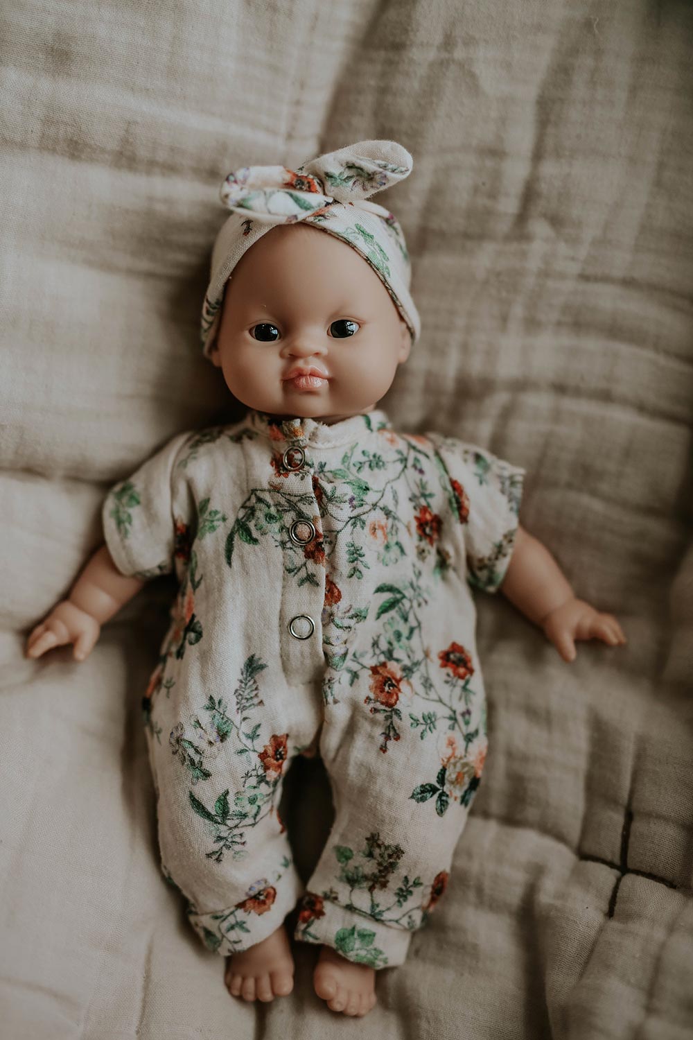 Mini poupée souple Mon premier bébé Mahé (8 cm)
