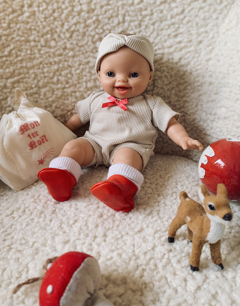 Babies – Ensemble “Mon Premier Noël” avec body shorty / headband en bord côte lin et chaussons rouges